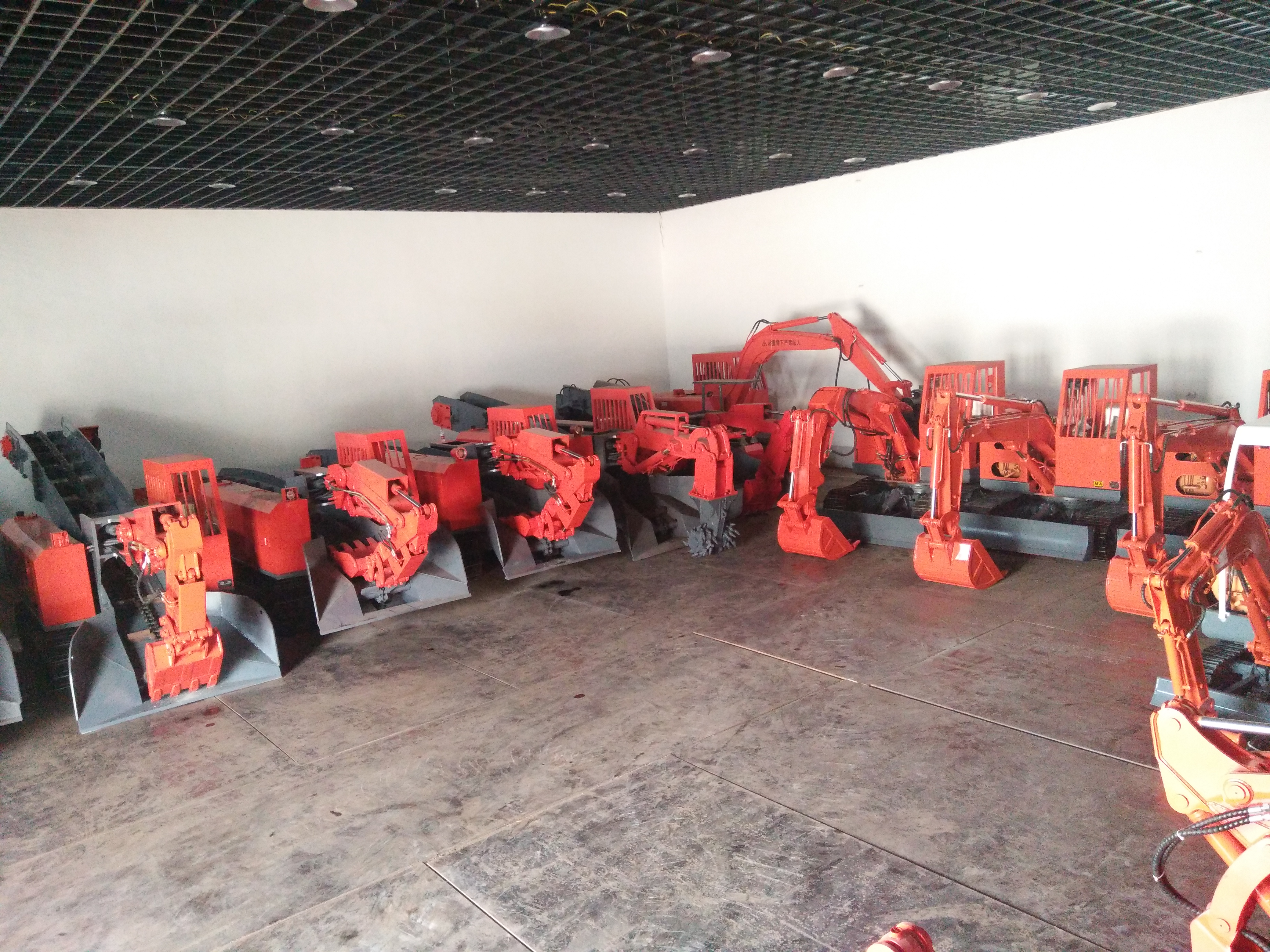 防爆扒渣機,礦用挖掘機入井安裝、驗收制度