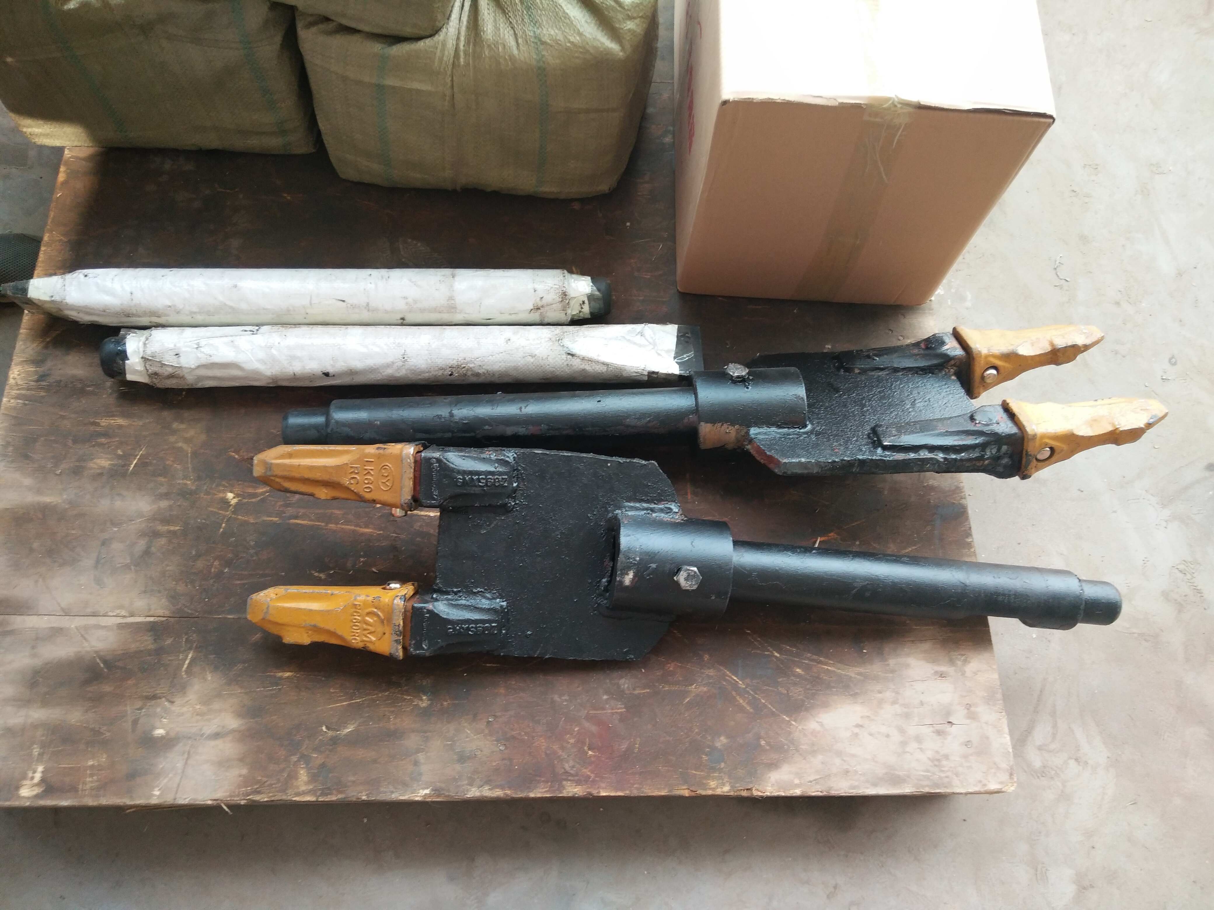 扒渣機配件管理制度