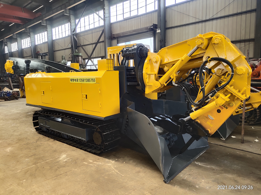 全網最新款破挖一體扒渣機亮相祥源山客