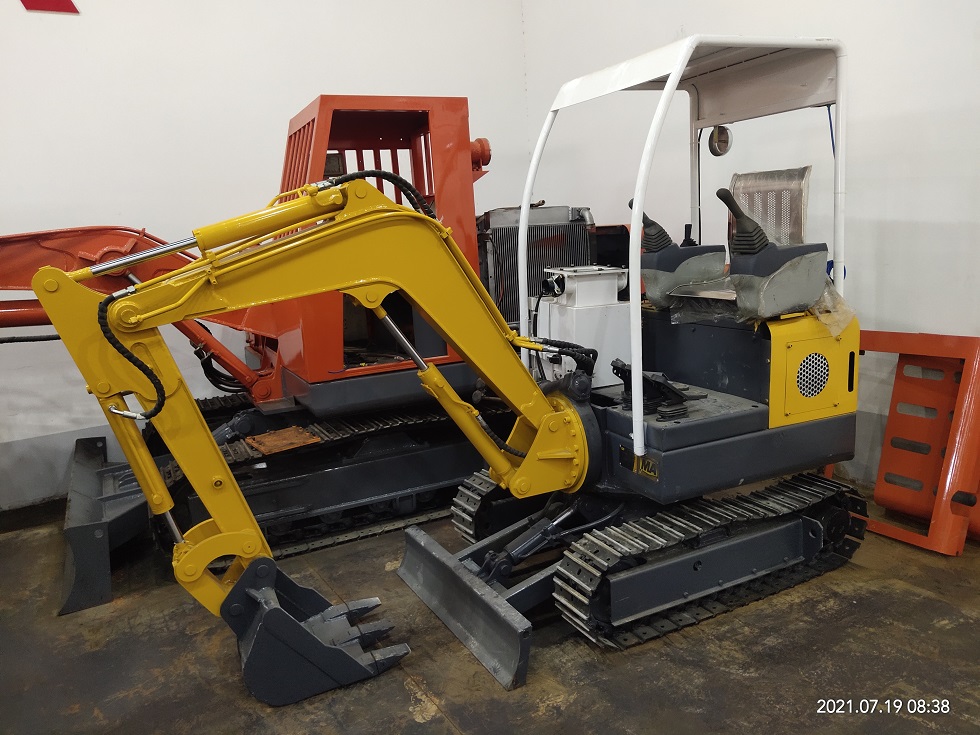 如何正確更換礦用防爆挖掘機冷卻水