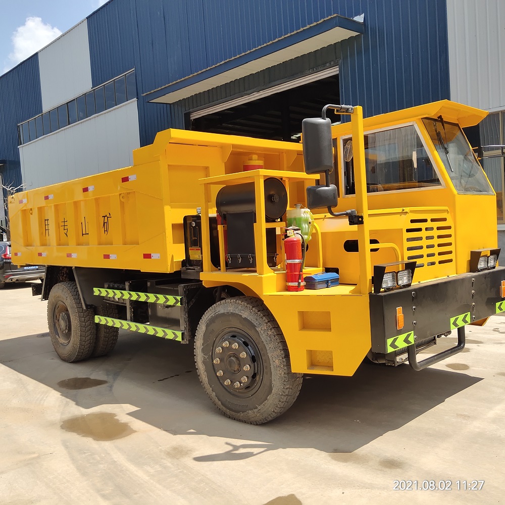 四不像車更換變速箱的齒輪油