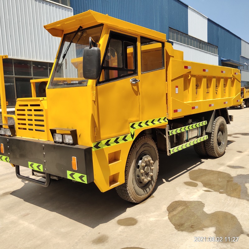 四不像車更換變速箱的齒輪油