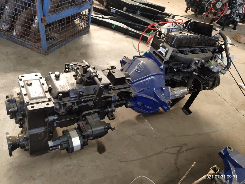 四不像車更換變速箱的齒輪油