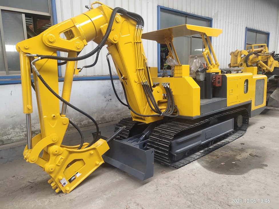 礦山井下出渣設備挖機發動機新款燃油系統