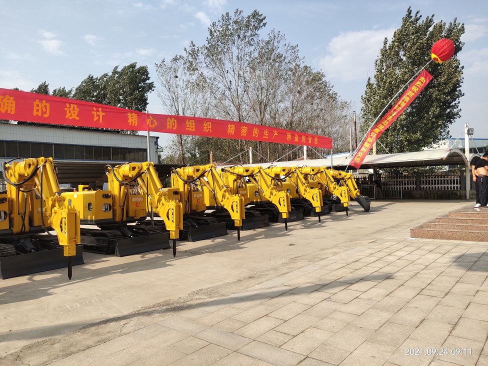 礦山井下出渣設備挖機發動機新款燃油系統