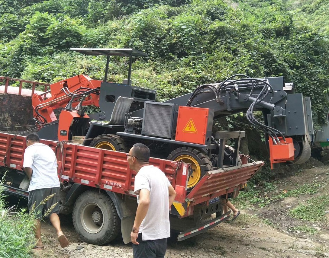 延長扒渣機(jī)80液壓元件使用壽命的一些技巧