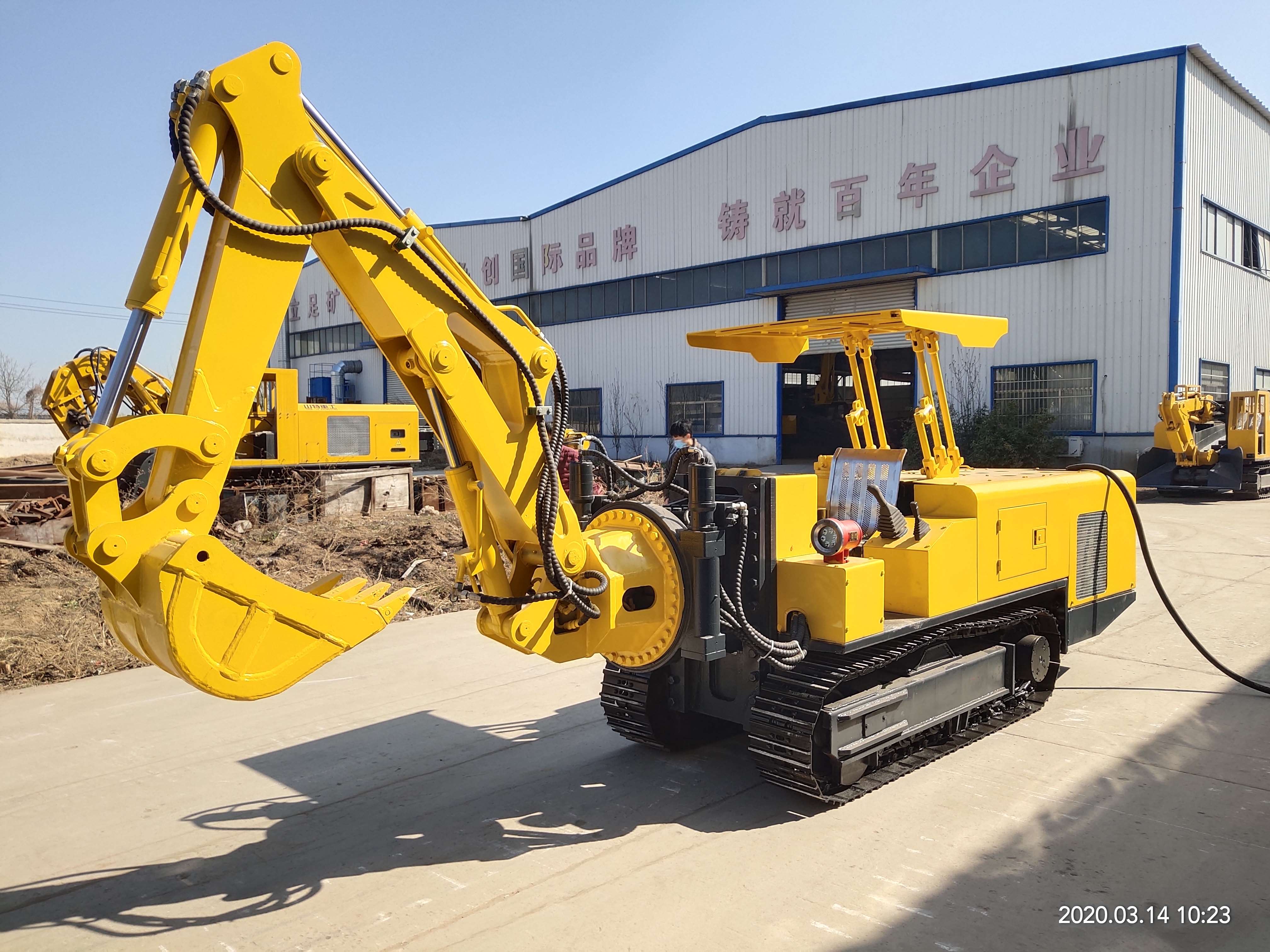 煤礦巷道修復機行走驅動裝置