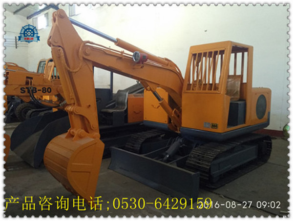 挖掘機，扒渣機保養才能延長使用時間