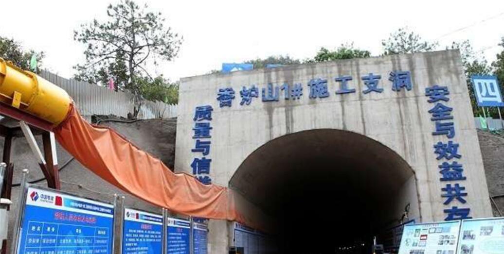 扒渣機(jī)液壓換向閥卡緊現(xiàn)象